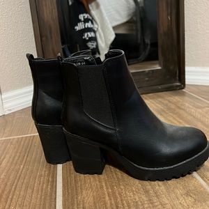 Chunky heel booties